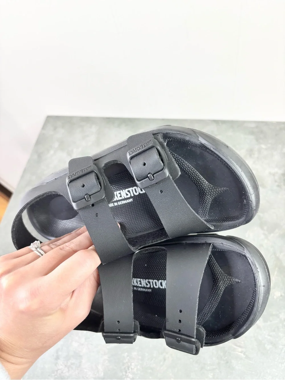 Birkenstock Mogami HL Birko-Flor black two strap sandals size 13 new kids unisex